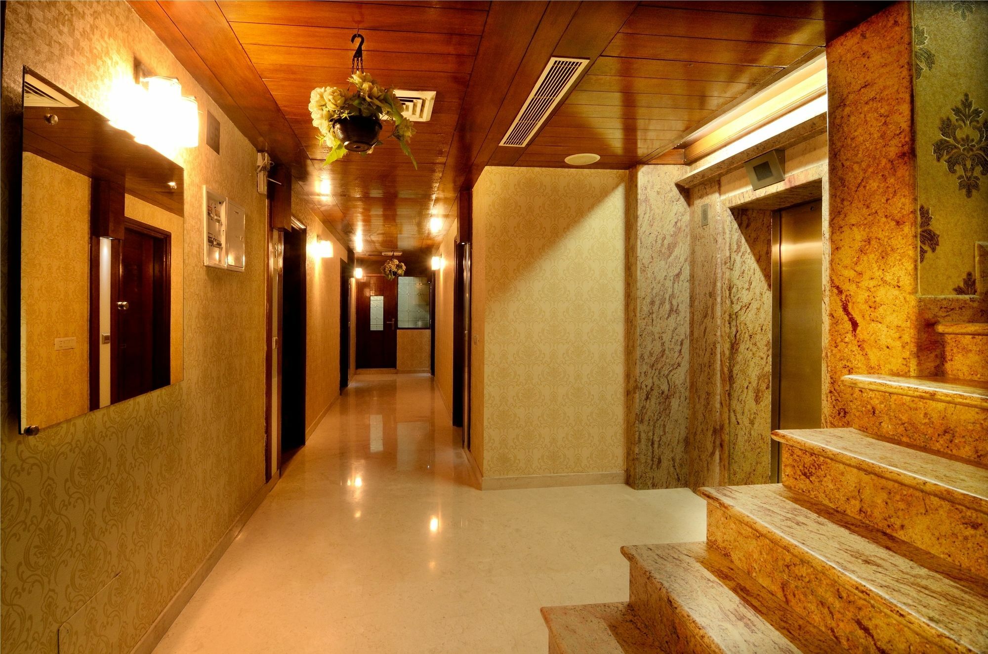 Omega Residency Hotel Ню Делхи Екстериор снимка
